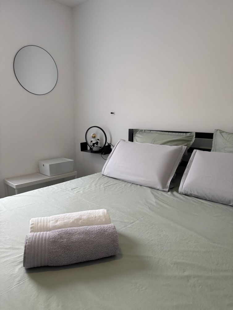 In the white box: a video projector with a TV stick, a speaker, and a disco ball