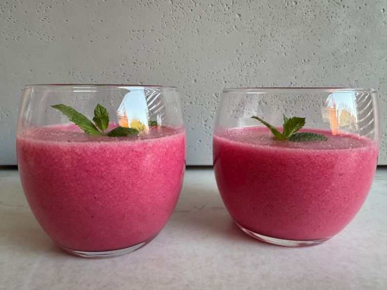Homemade frozen smoothie